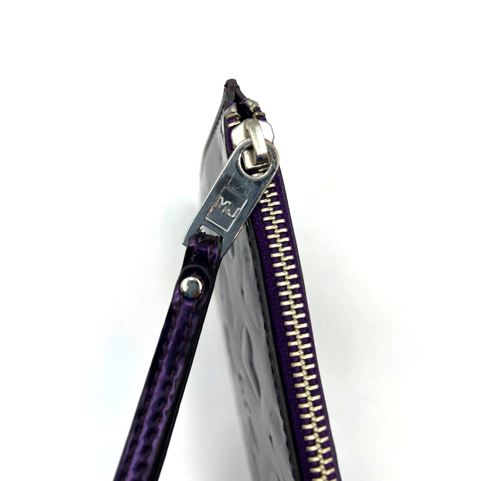 Marc by Marc Jacobs Mirror Heart Wristlet Wallet Faux Patent Leather - Image 4