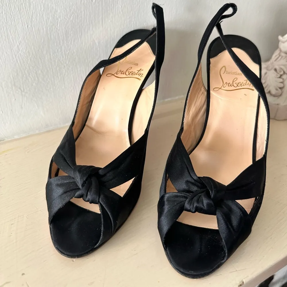 CHRISTIAN LOUBOUTIN Crepe Satin Moustique Peep Toe Slingback Pumps - Image 6