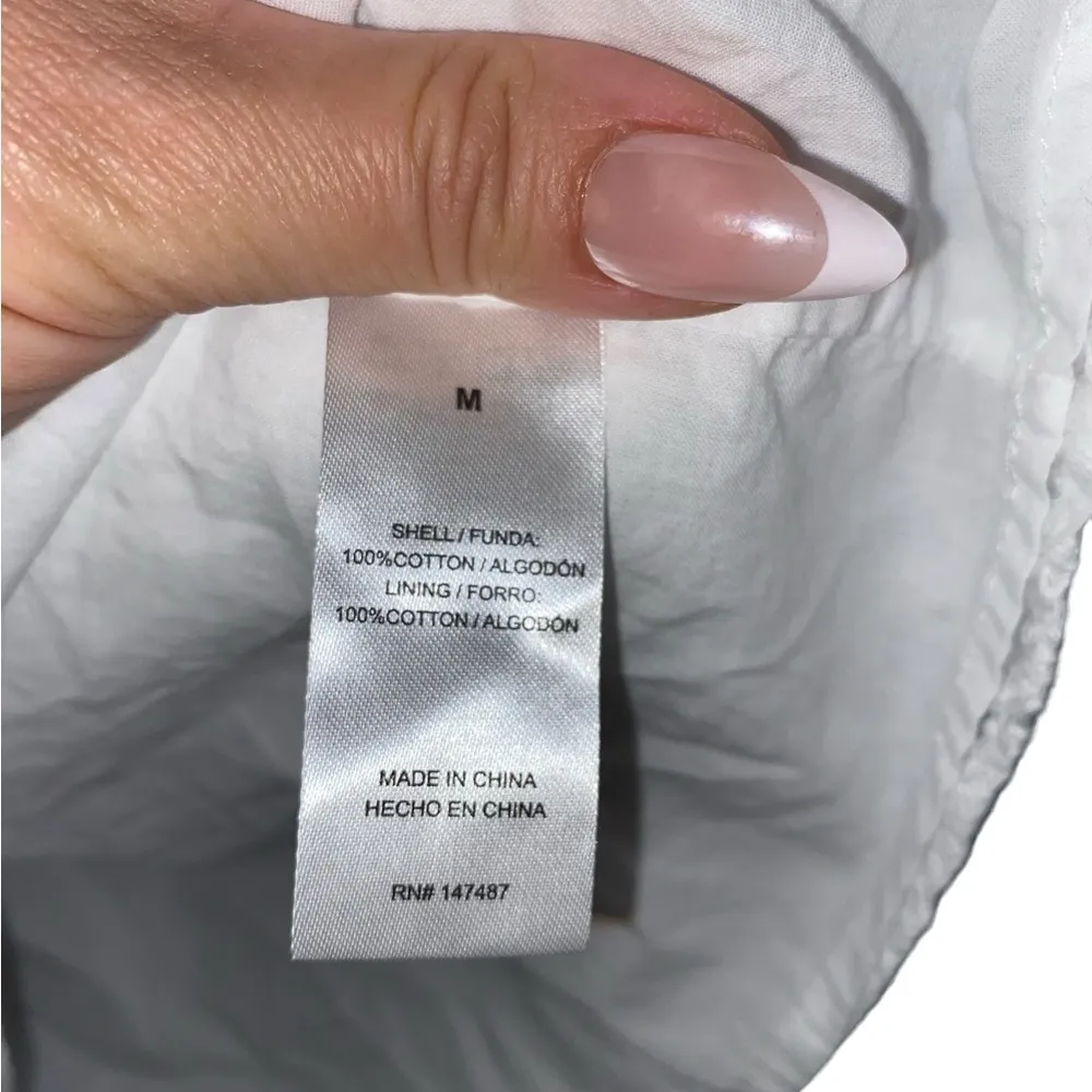 Draper James Ladies V-Neck short Puff Sleeve White Eyelet cotton blouse - Image 7