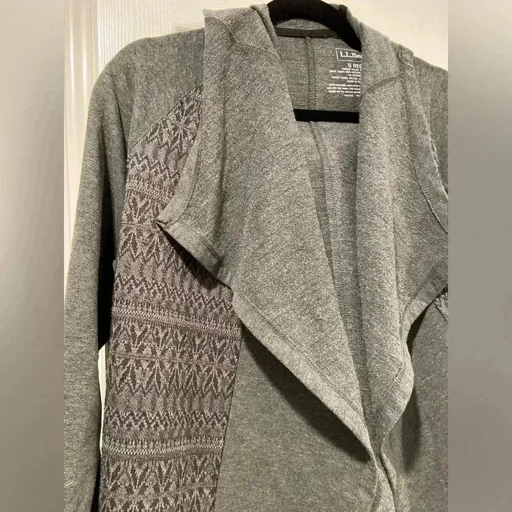 L.L. Bean Gray Flowy Open Hooded Cardigan Argyle Side Panels Pockets Size Small - Image 2