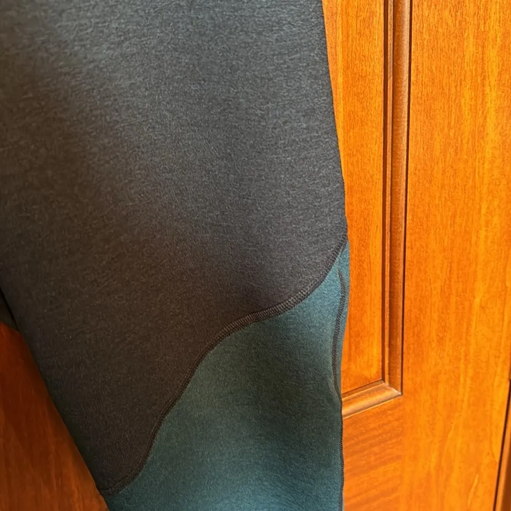 Old Navy active go dry stretchy activewear leggings size XL - Image 5