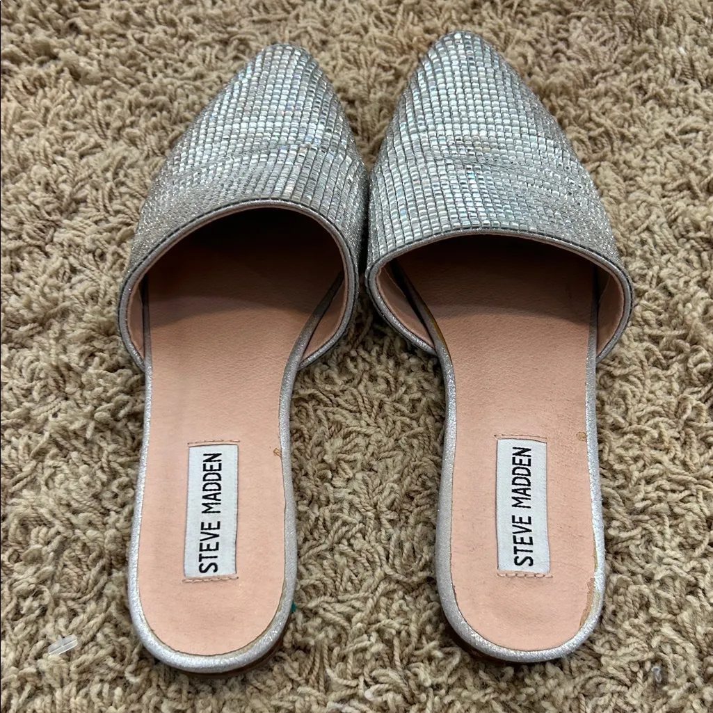 Steve Madden Sparkling Silver Mules Women's Size 8.5 - Image 4