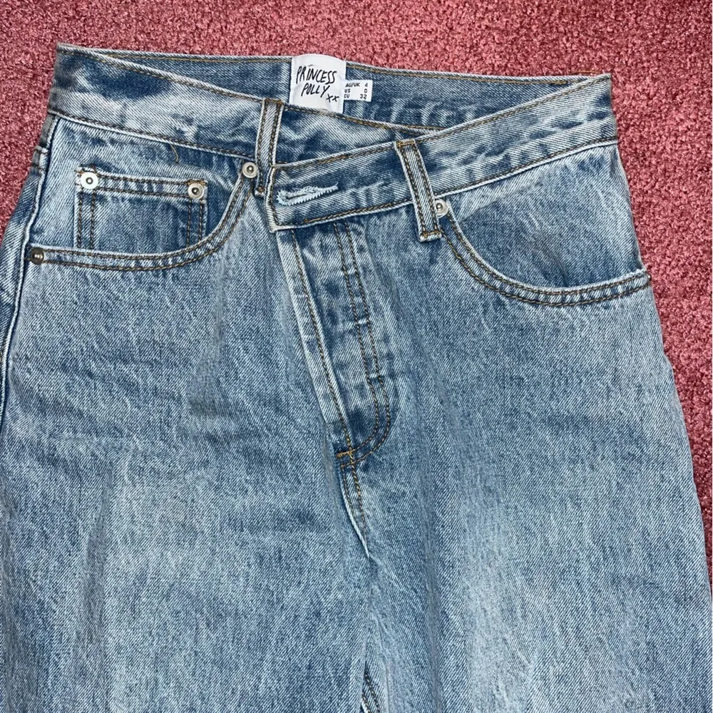 Princess Polly asymmetrical wide leg jeans - Image 3