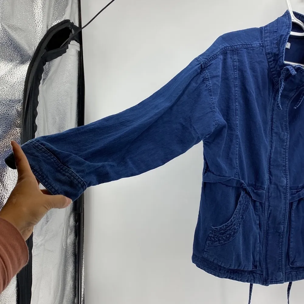 Susina stitch detailed zipper snap button denim like utility jacket Blue Size M - Image 5