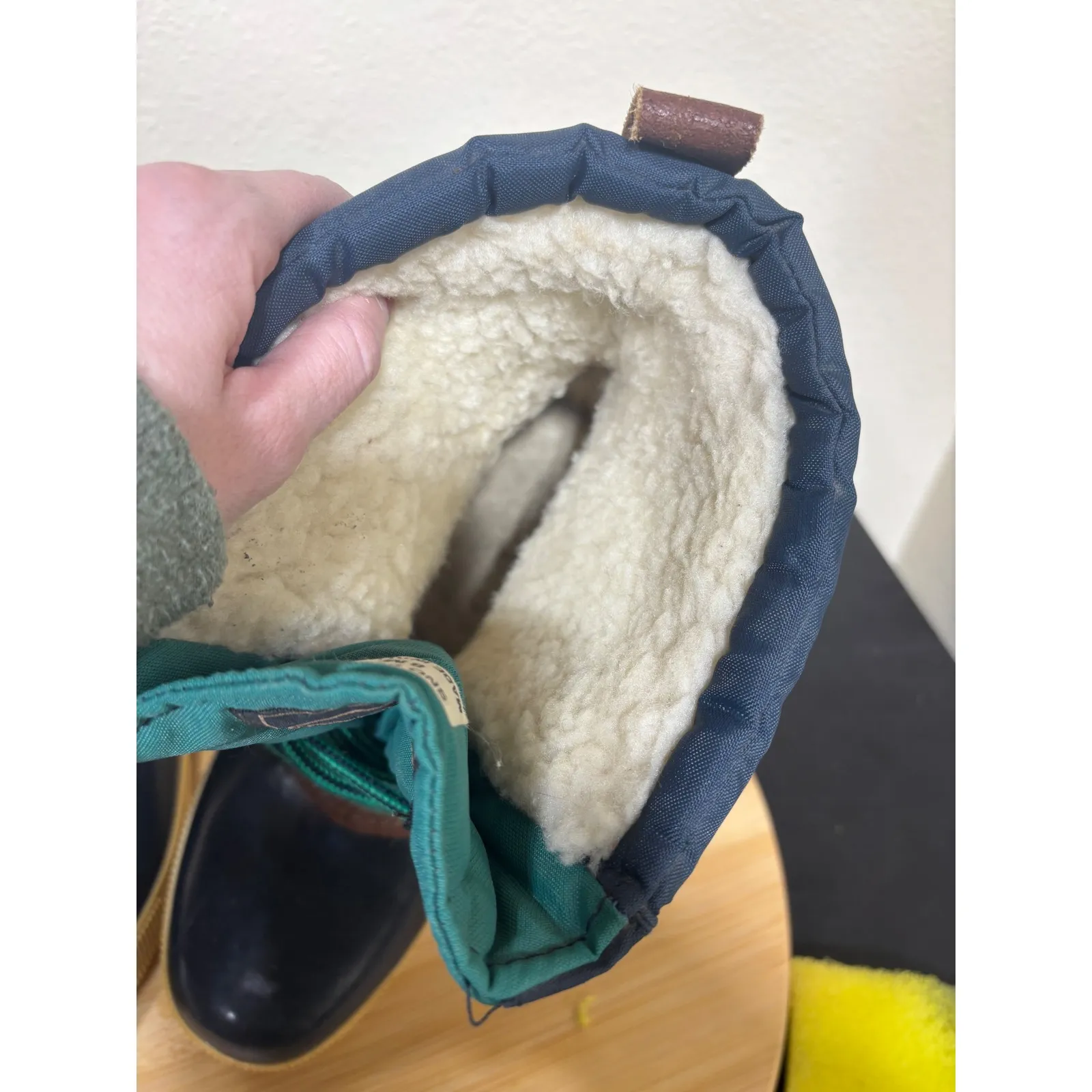 Vintage Donner Mountain Sno Drift Women's Size 8 M Duck Boots Teal Brown Lined Black - Image 9