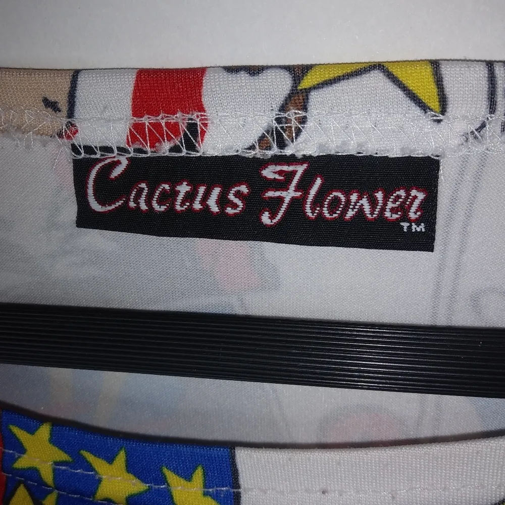 Cactus Flower L Cowgirl Eagle Flag Top Red Size L - Image 3