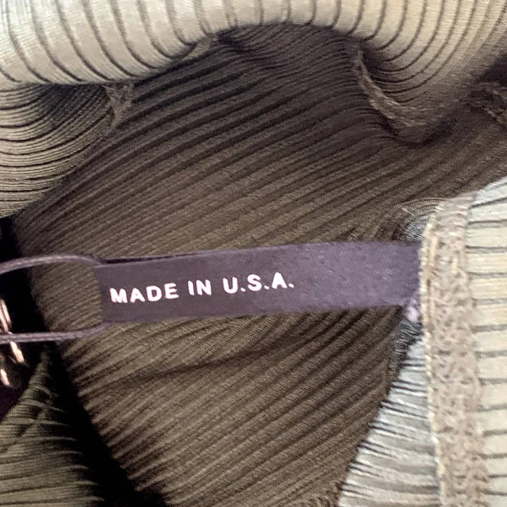 NWT Koral Conclude Rib Skirt in Crocodile Green - Image 6