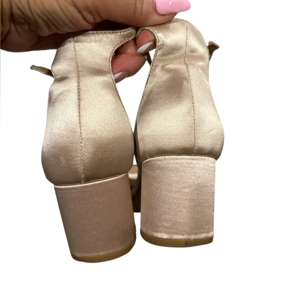 BADLEY MISCHKA JEWEL RAMSEY OPEN TOE BLOCK HEEL SATIN EVENING BRIDAL SHOES 8 Silver - Image 7