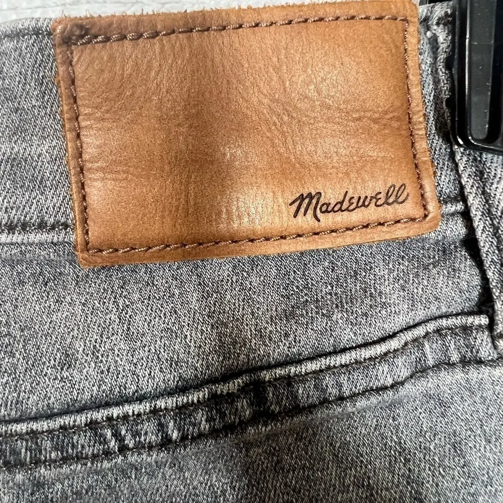 Madewell 9" High Riser Skinny Skinny Jean Shaw Wash‎ 28 - Image 7