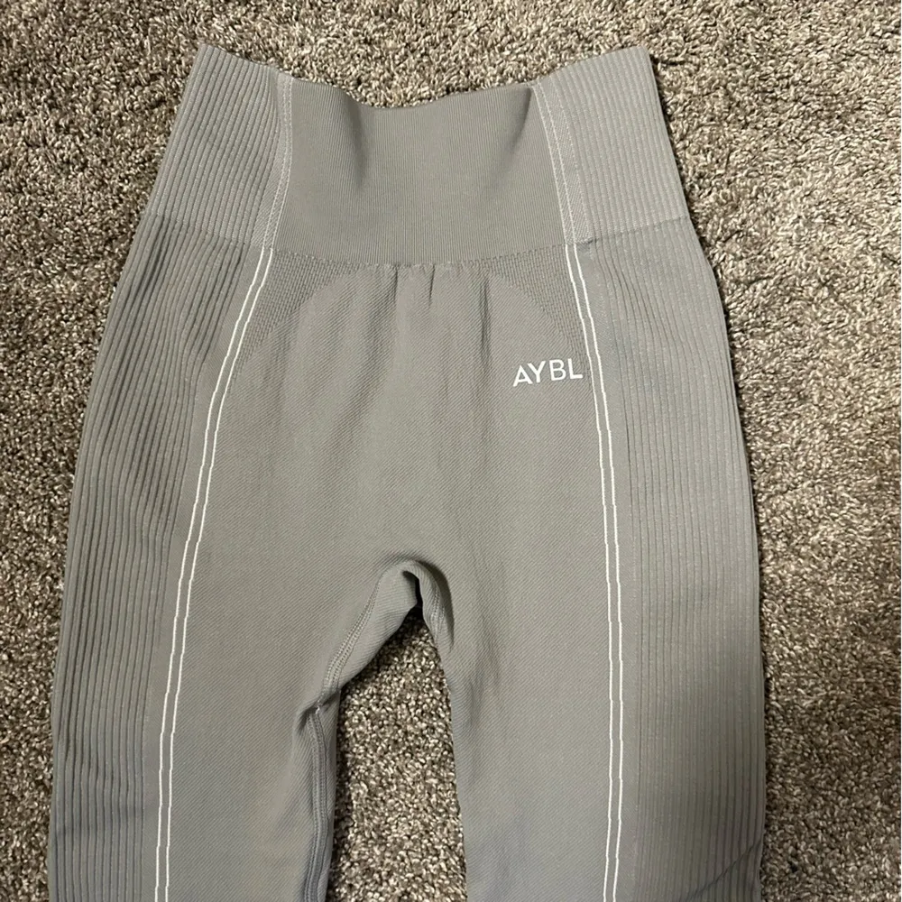 AYBL Gray Seamless Leggings - Image 2