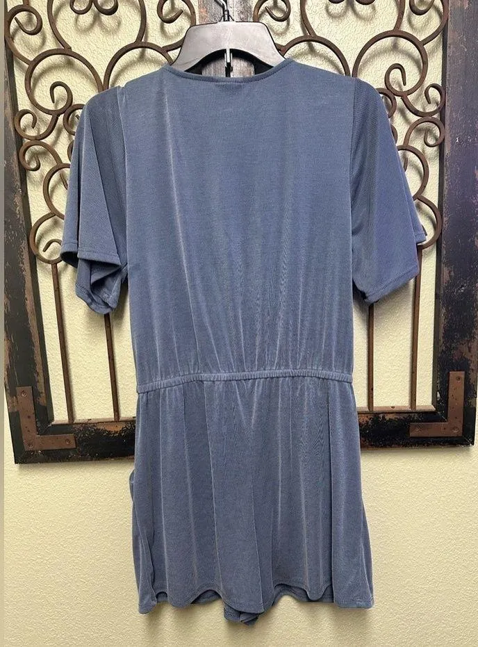 blue surplice ribbed short romper with pockets - Image 3