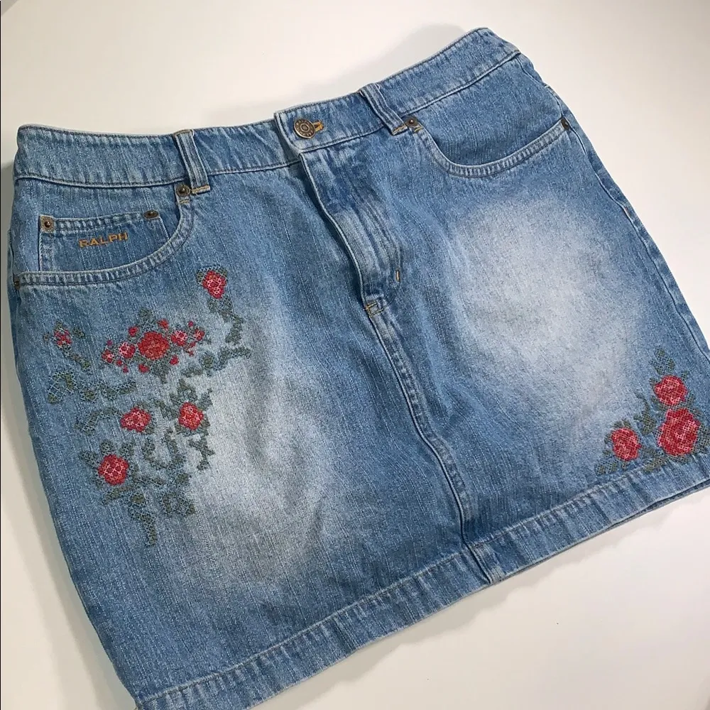 Vintage RALPH Lauren Denim Mini Skirt CrossStitch Floral Roses Embroidery 10 Y2K - Image 14