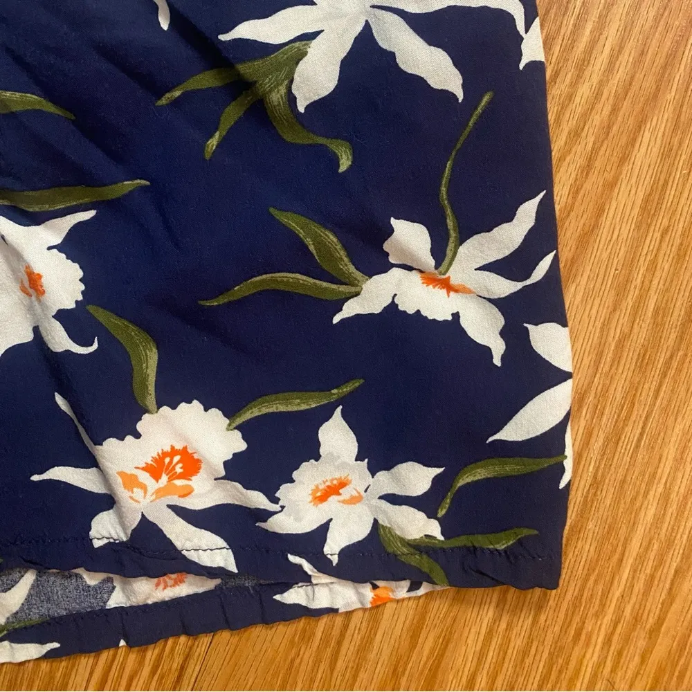 Old Navy Casual High Rise Soft Navy Blue Floral Short Shorts Womens Large - Image 8