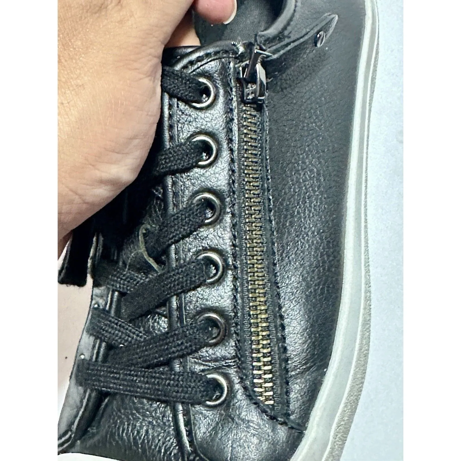 Coach Empire Zipper Black Pebbled Leather Low Top Sneakers 9.5 - Image 4