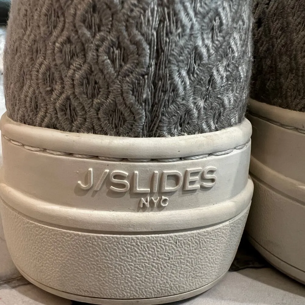J/SLIDES Gray Natasha Crochet Platform Sneaker, Size 7 - Image 4