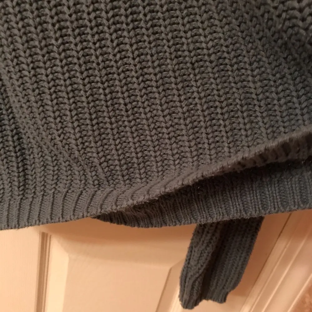 LA Hearts sweater XS - Image 4