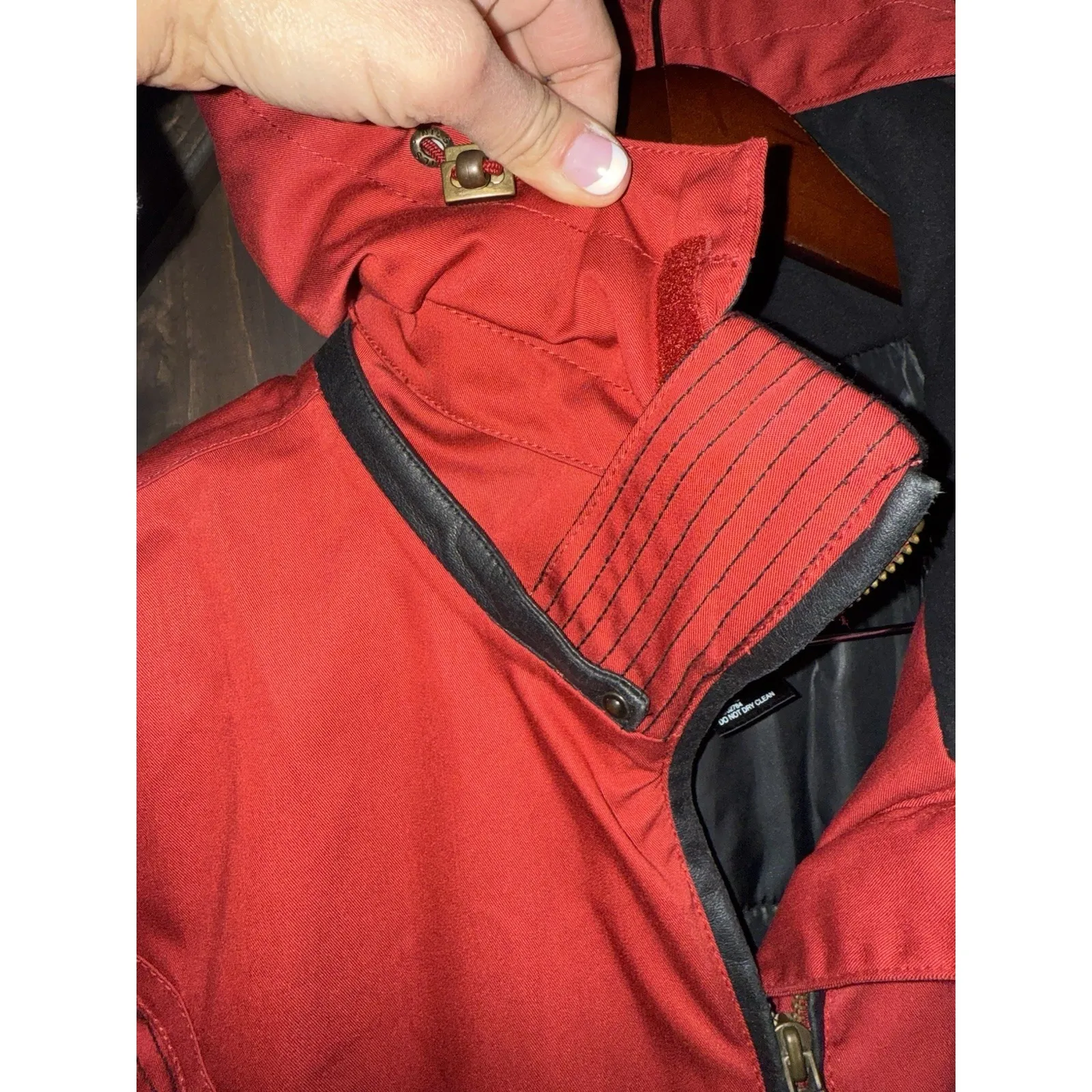 NILS Insulated Women's‎ 14 Dark Red Ski Jacket Black Top Stitch Removable Hood Size 14P - Image 2