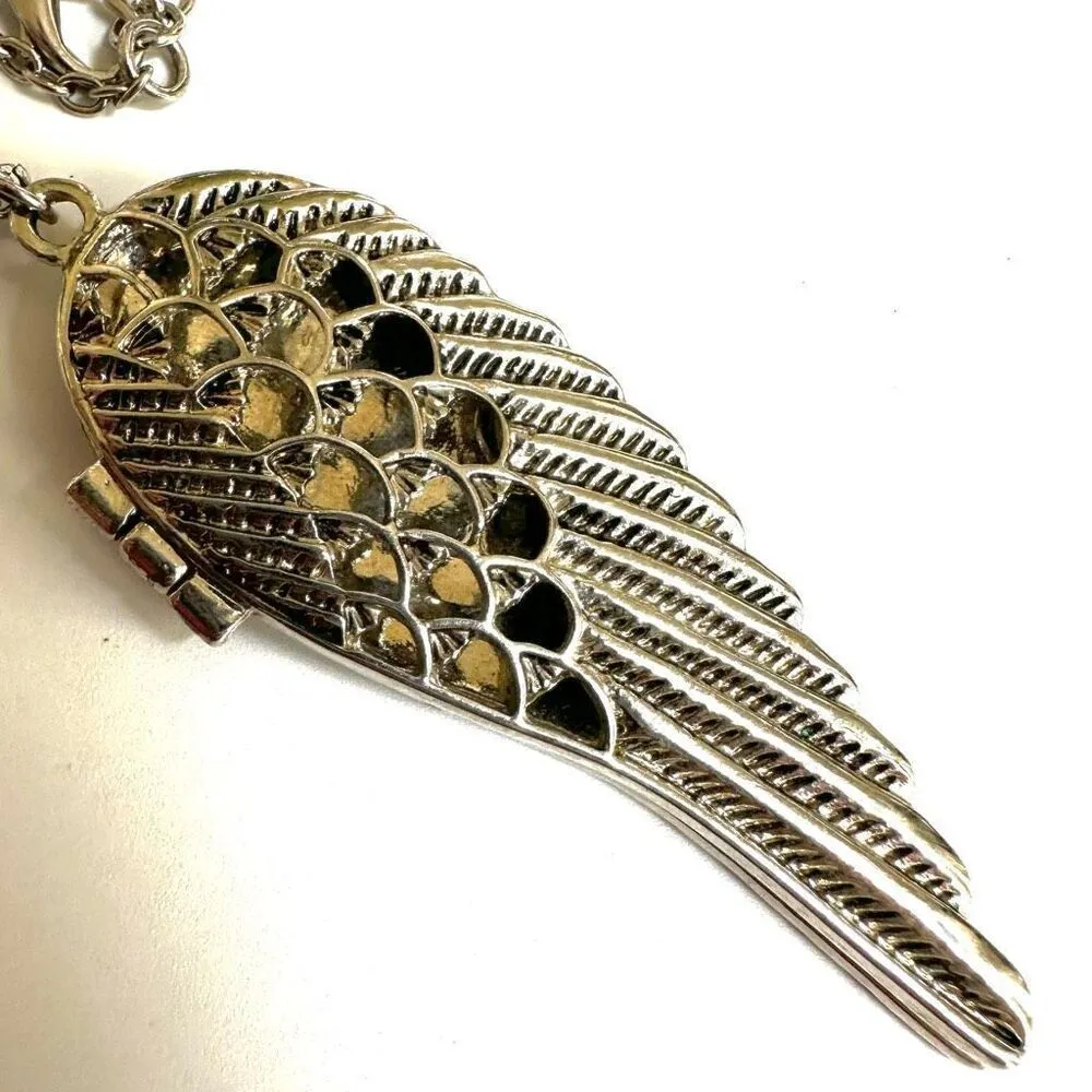 Faux pearl half angel wing locket pendant necklace - Image 9