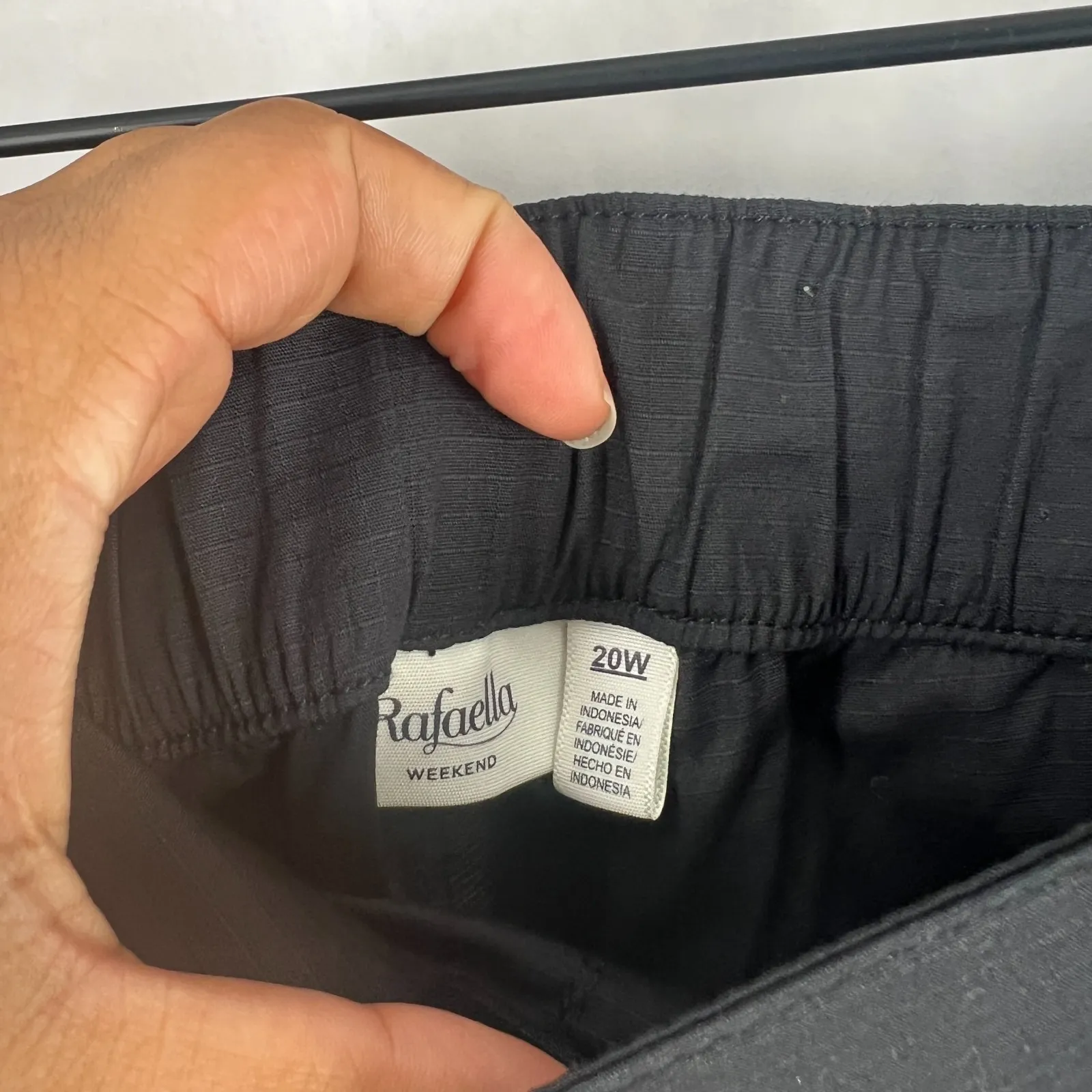 Rafaella Weekend Cropped Pants Womens 20W Black All Day Comfort Tapered Leg - Image 5