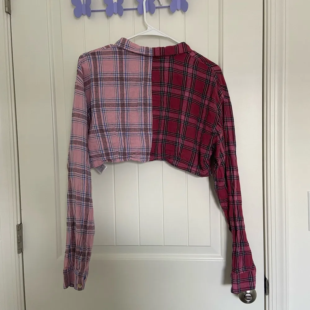 Adika women’s‎ cropped multi-colored plaid top — large - Image 8