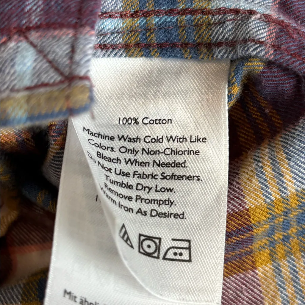 Eddie Bauer Fall Chic Woman’s Button Up Casual Plaid Cotton Shirt Size Medium - Image 4