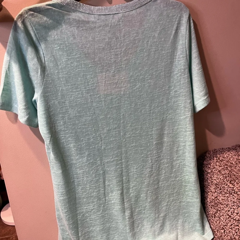 Essentials by Milano Fitted Green Short Sleeve T - Image 3