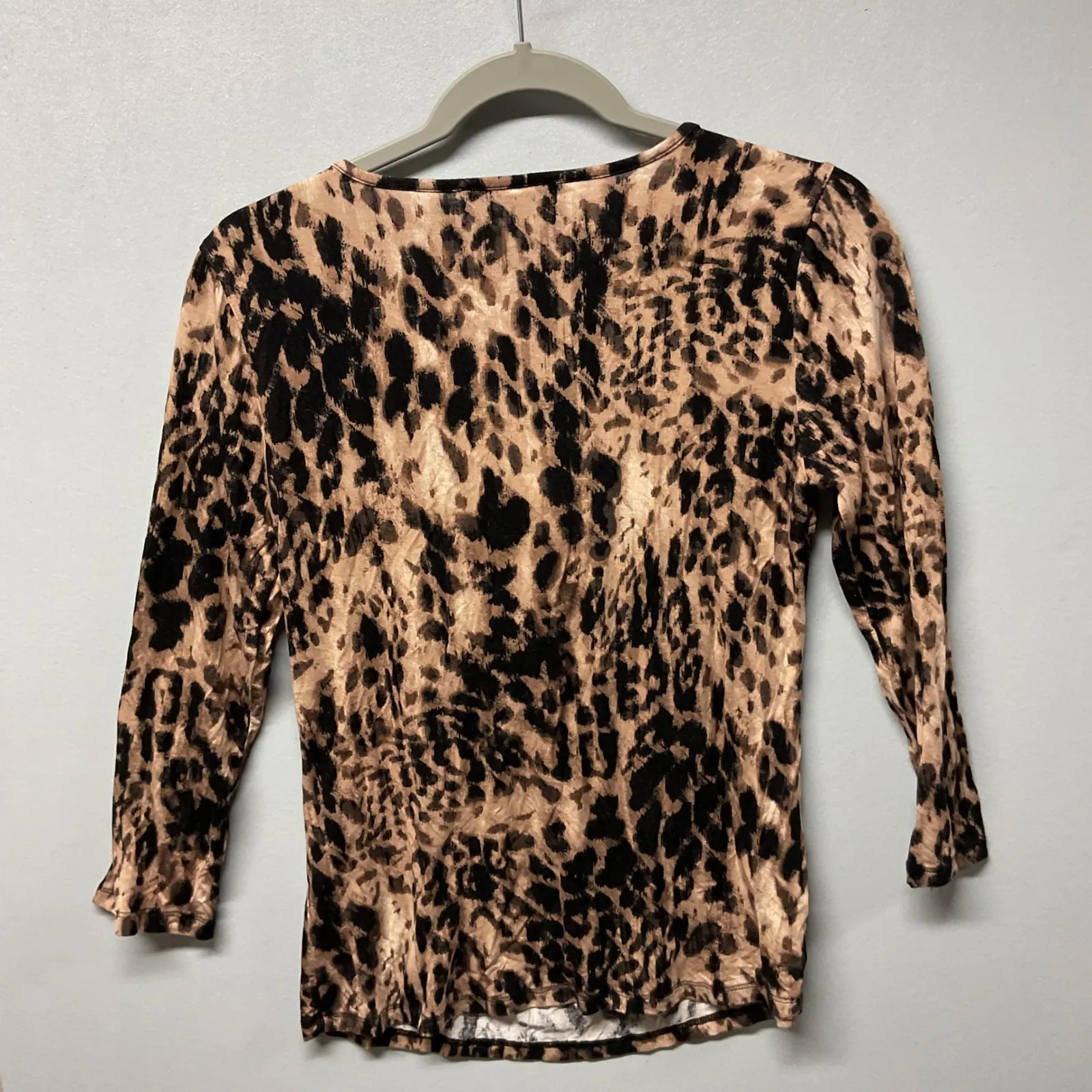 Cable Gauge Leopard Print Cowl Neck 3/4 Sleeve Top Women's Size Medium - Image 3