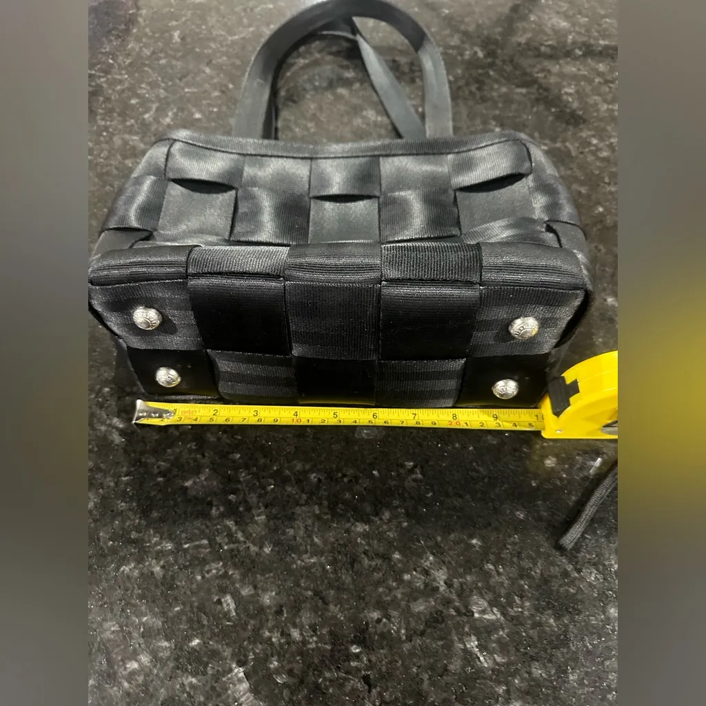 Harvey's the original Seatbelt Bag Black Woven Shoulder Bag - Image 7