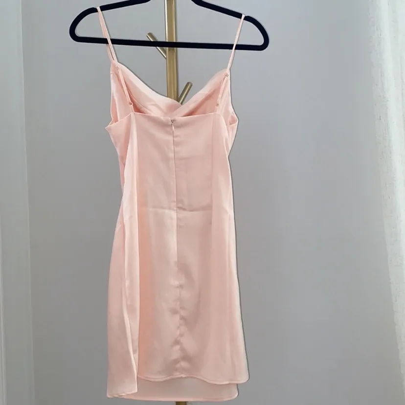 Urban outfitters UO Mallory cowlneck satin mini dress in peach M - Image 6