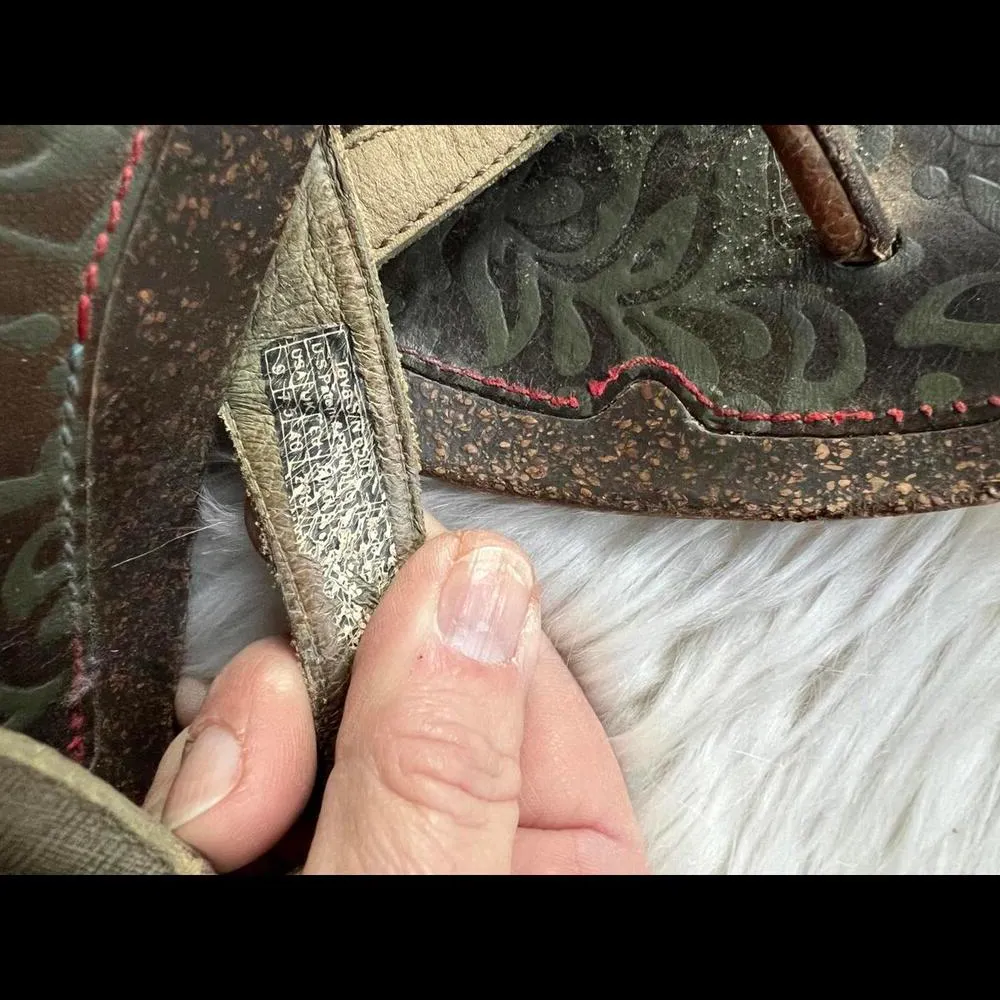 Teva Women's Flip Flops - Comfortable Lightweight Sandals size 9 - Image 5