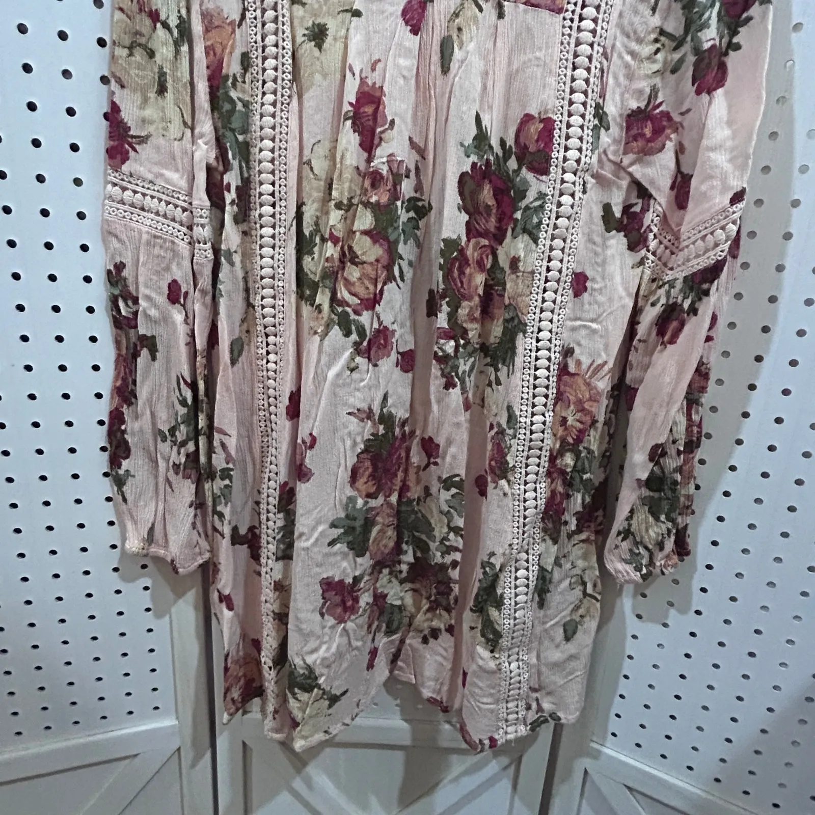 Blu Pepper Floral Tunic Top Pink Burgundy White Lace Trim V Neck Long Sleeve M - Image 7