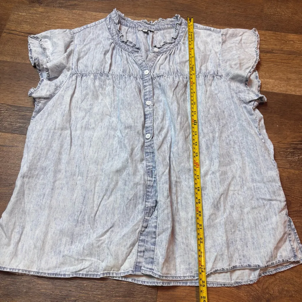 Rails Ruthie Light Acid Wash Chambray Button Down Top Blouse Size Large - Image 5