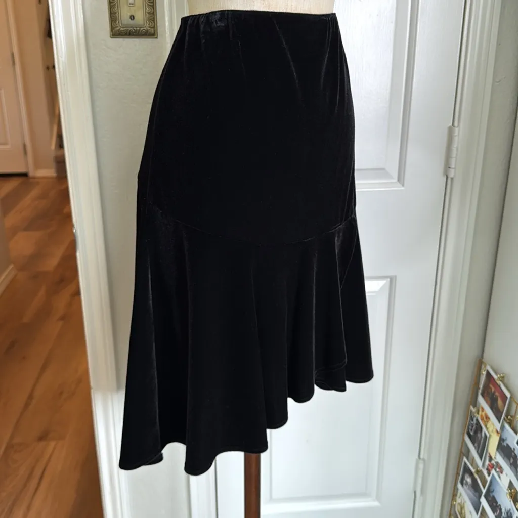 Velvet Trumpet shape knee length skirt - Image 9