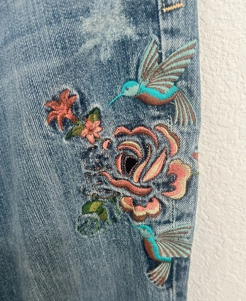 Miss Me Jeans Marilyn Bootcut Embroidered Roses Hummingbirds Size 31 - Image 4