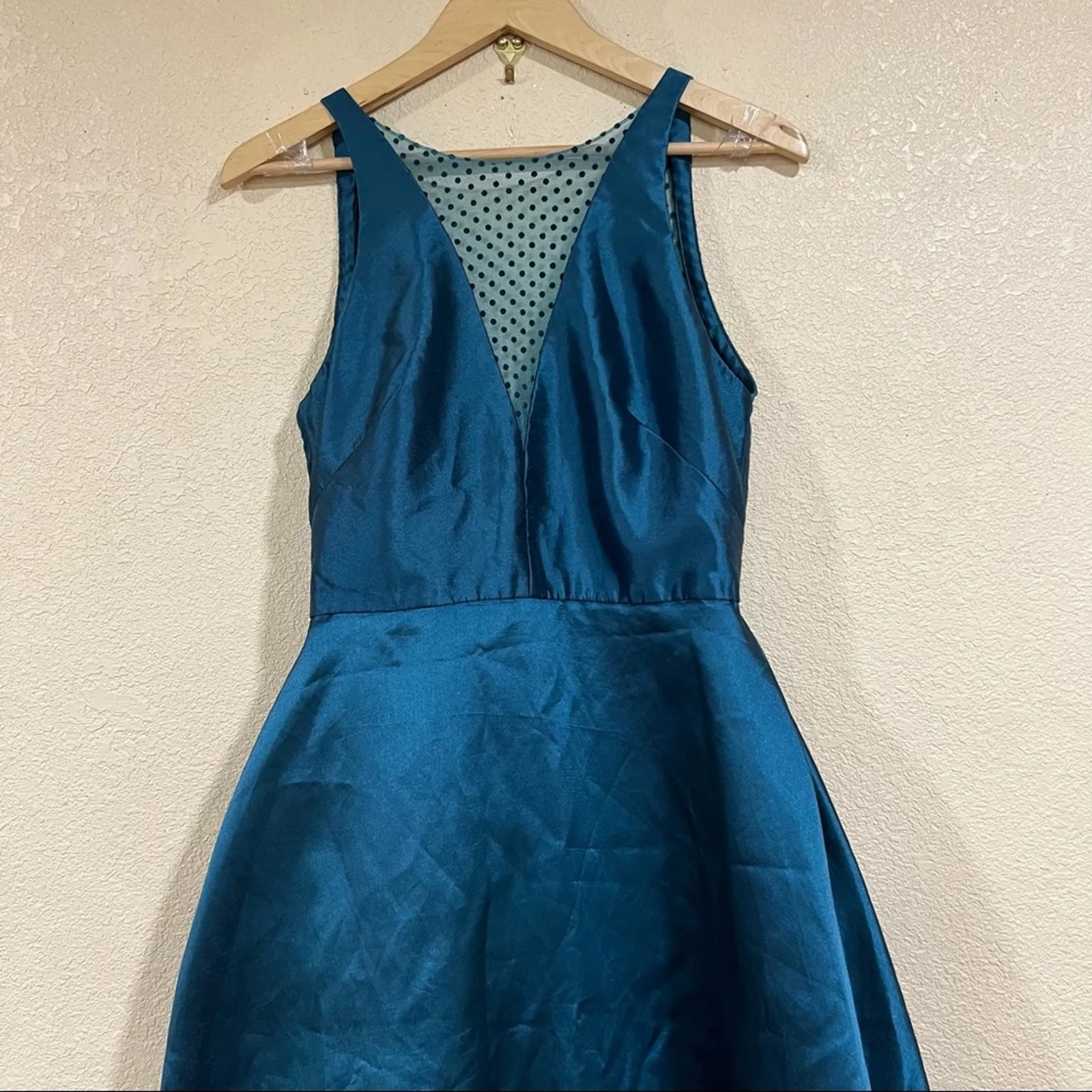 ML Monique Lhuillier Teal Mesh Polka Dot Ball Gown - Image 3