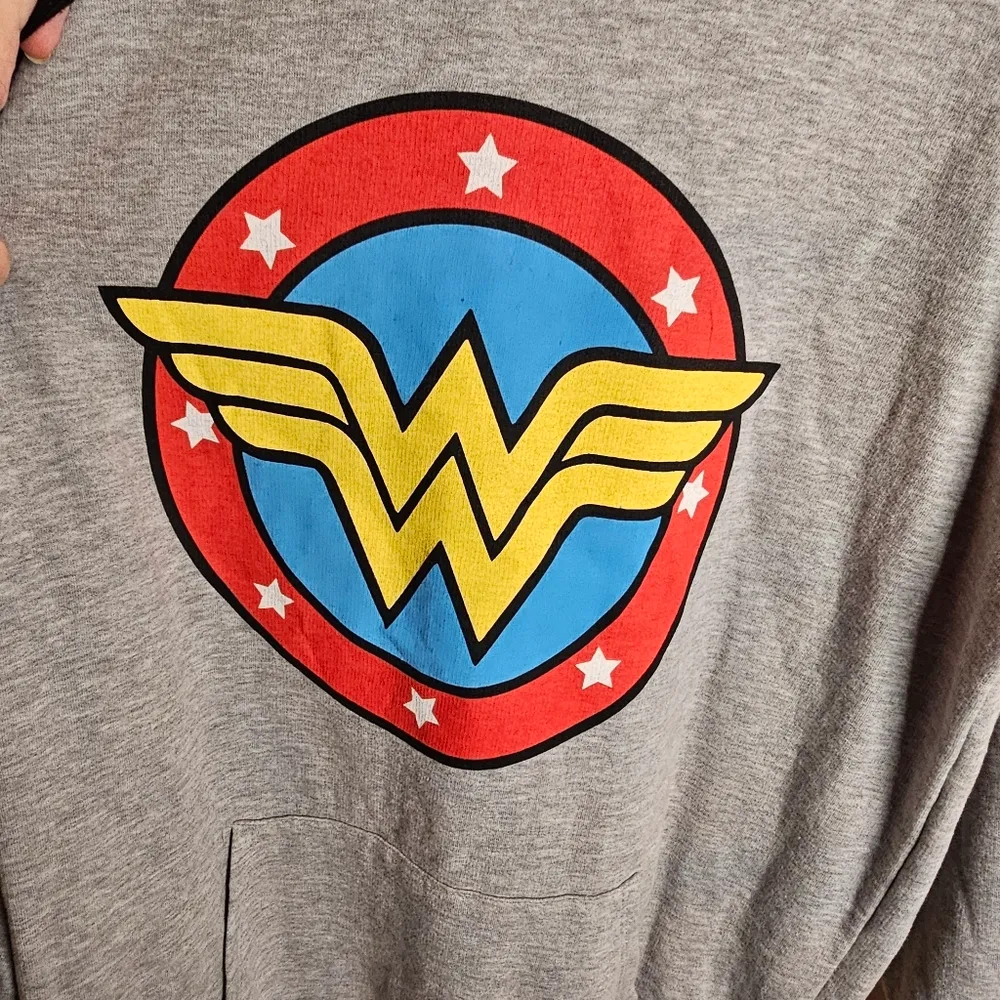 DC Comics Wonder Woman Oversized Juniors Sweatshirt - Image 2