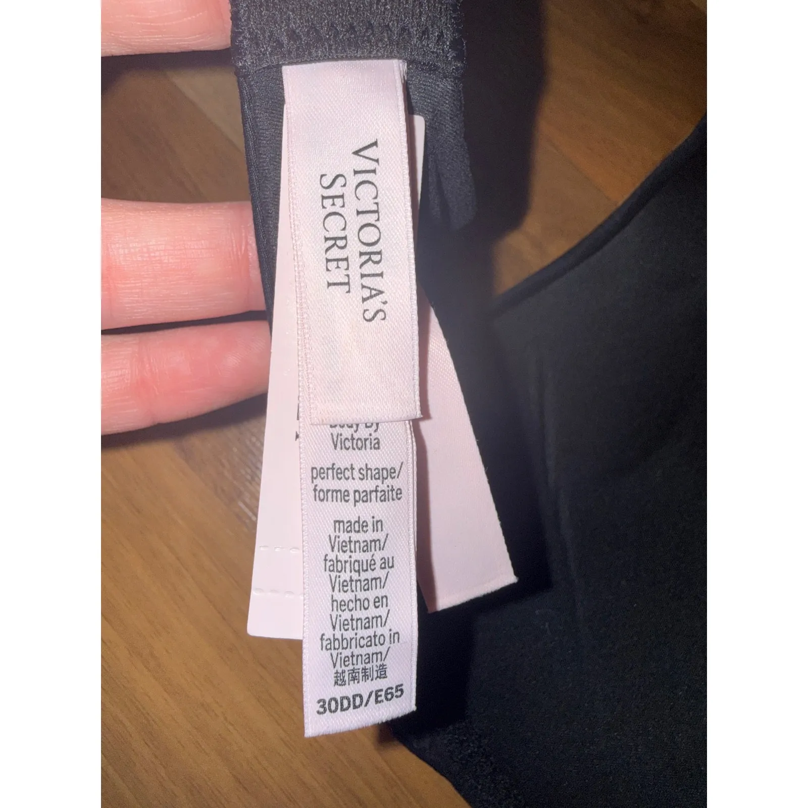 Victoria's Secret 30DD Black Push Up Bra Lace Trim Perfect Shape trim lace NEW - Image 3