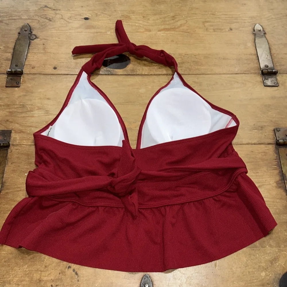 Woman’s Red 2 Piece Swimsuit Size: 3XL - Image 6