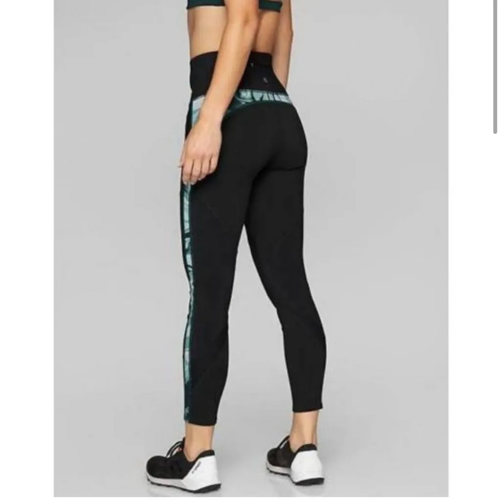 Athleta Marbled Precision 7/8 Tights Black and teal size‎ XS athletic pants - Image 2