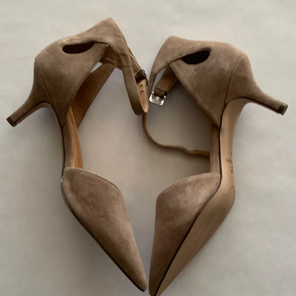 Corso Como Tan Ankle Strap Heels - Image 10