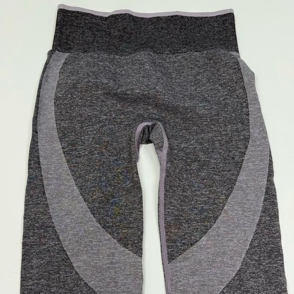 Victoria's Secret PINK full length legging size small - Image 4