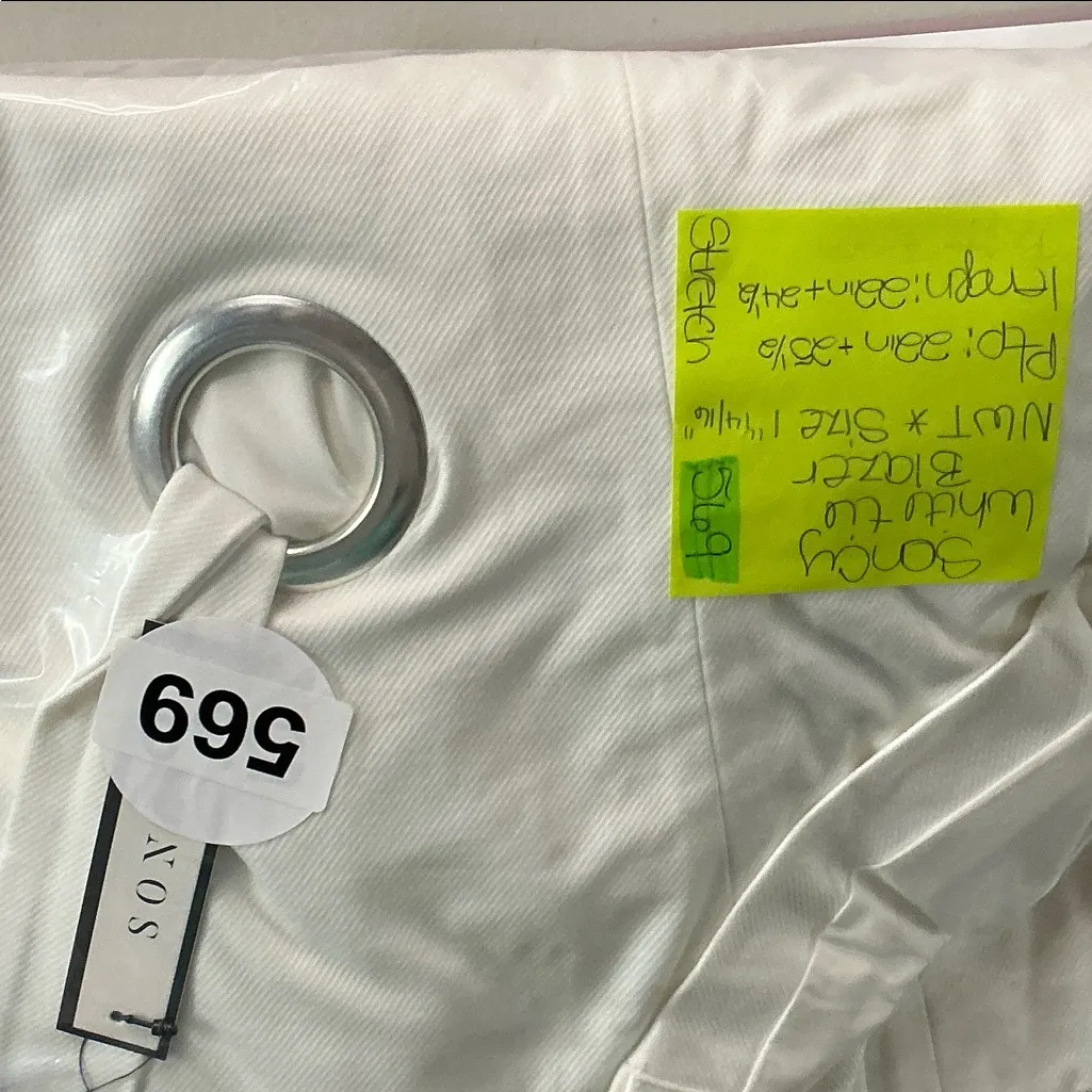 Elegant White Blazer with Tie Detail Size 14 - Image 9