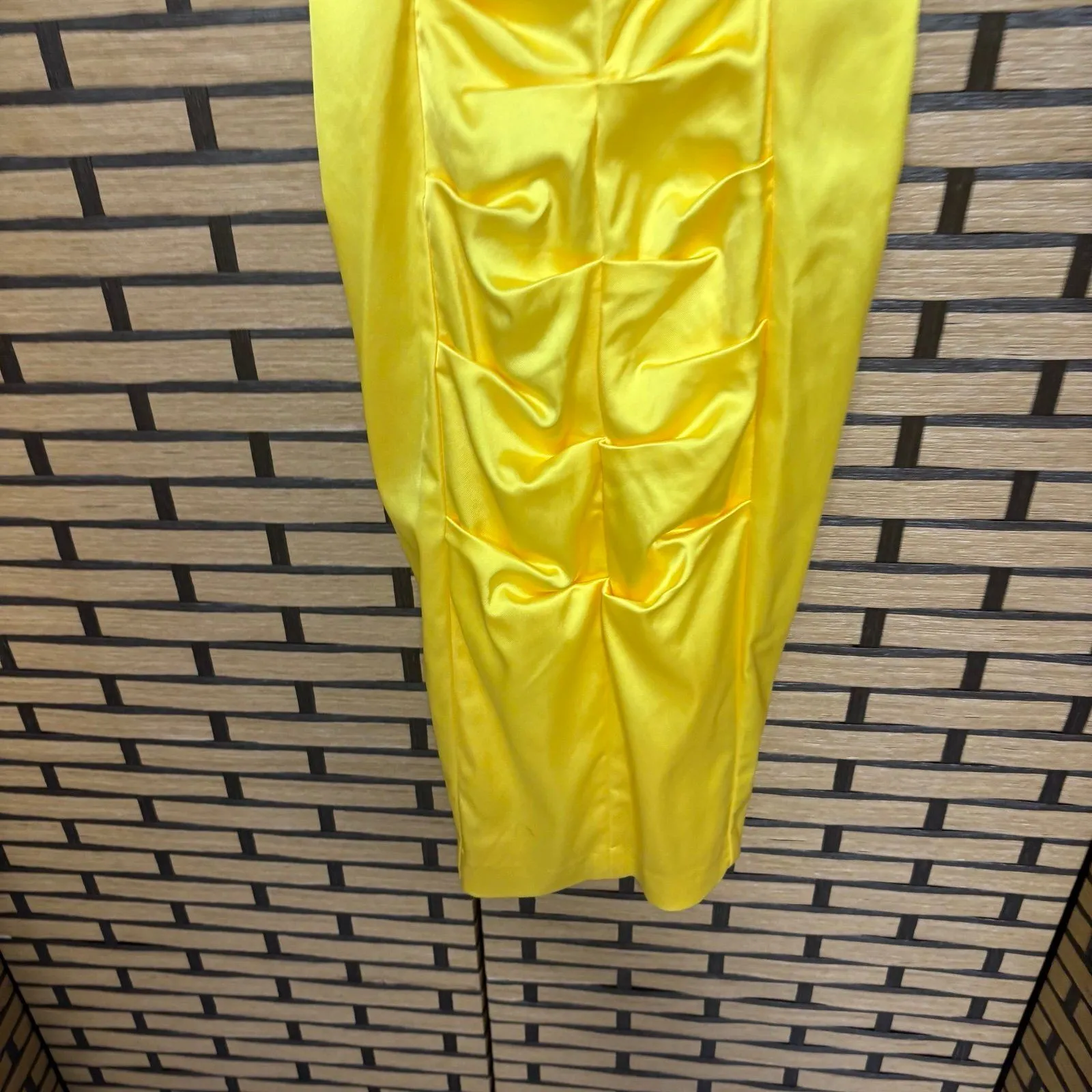 Cache  Yellow Dress Size 2‎ - Image 4