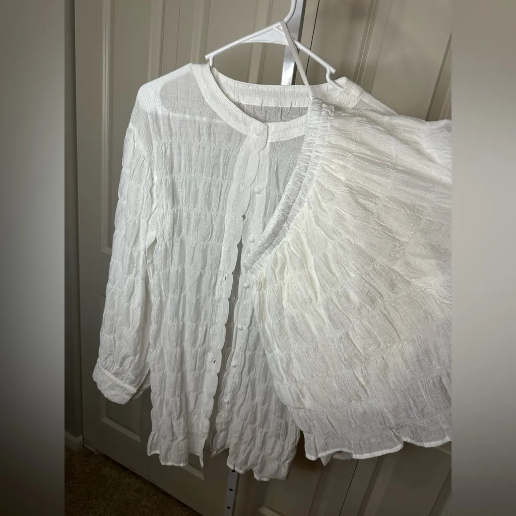 White Textured Button - Image 2