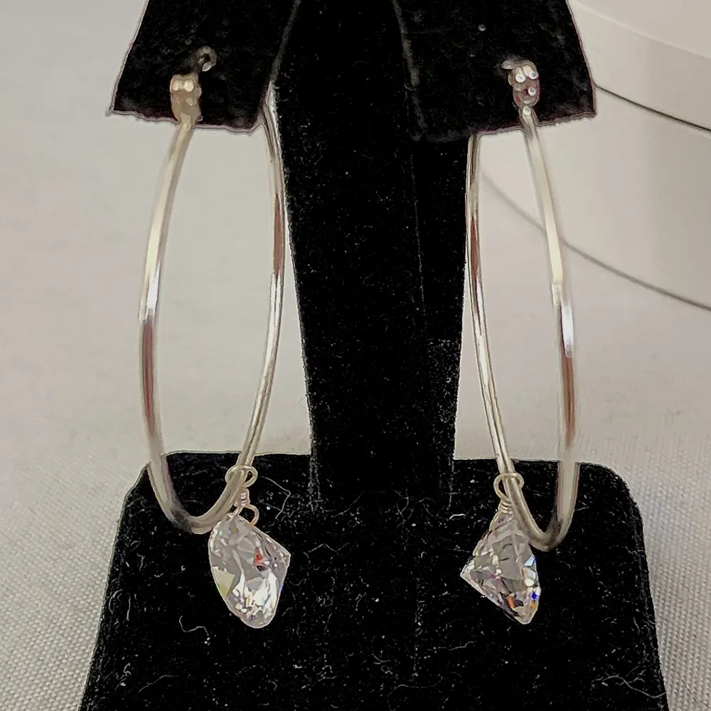 Silver Hoop Earrings with Floating Cubic Zirconia Diamond - Image 4