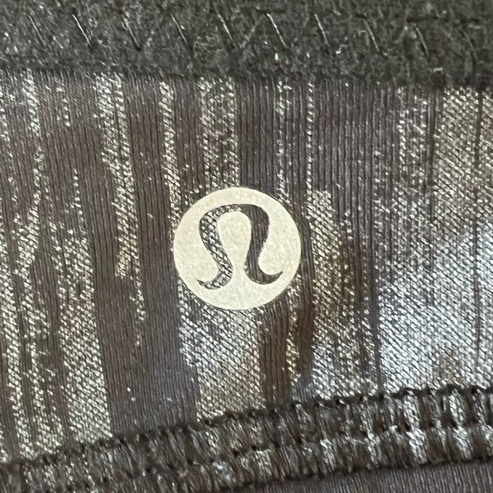 Lululemon All You Need Bra Scratch Match Black Multi Women’s Sports Bra Size 4 - Image 7