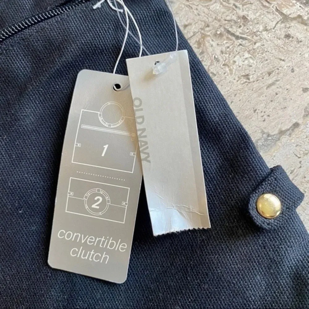 NWT OLD NAVY CONVERTIBLE BLACK CLUTCH - Image 10