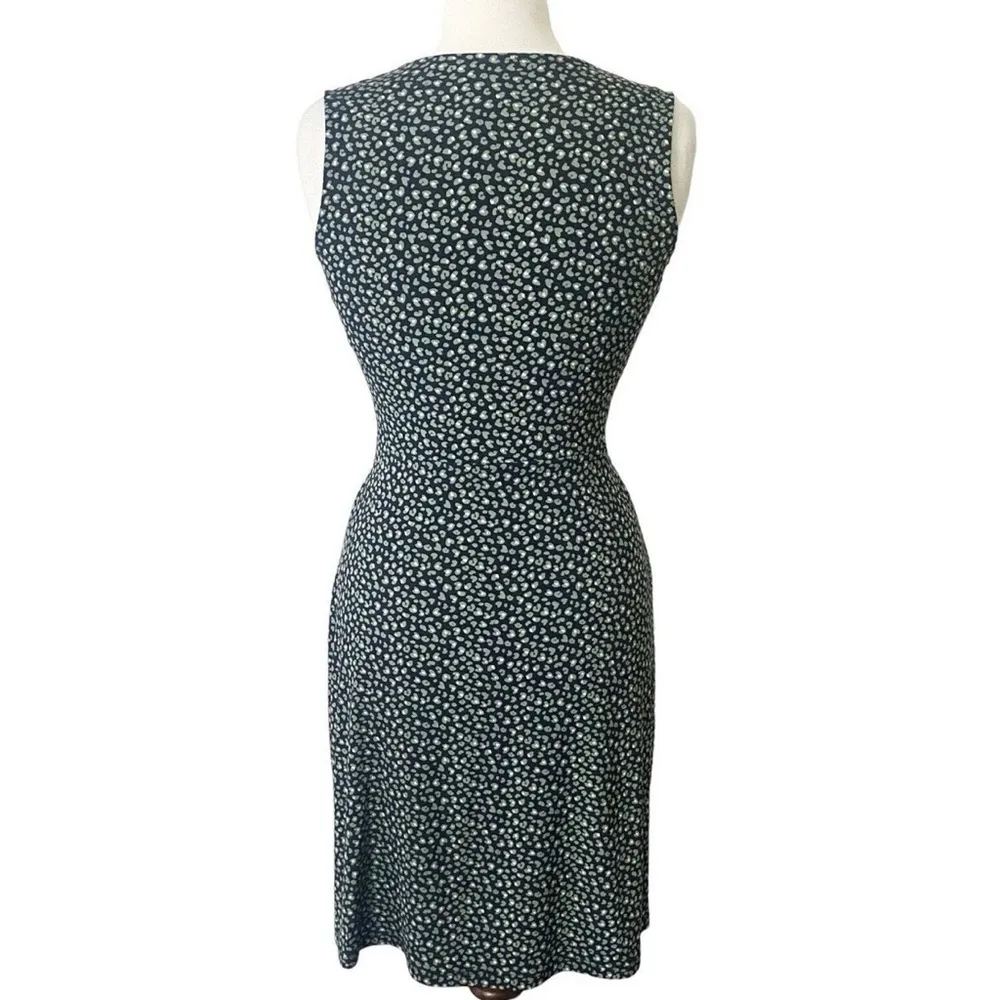 Kaileigh Navy & Green Abstract Print Sleeveless Midi Dress - Size Medium - Image 5