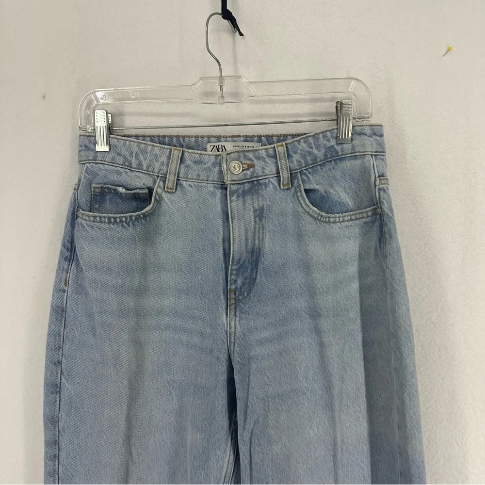 High Waist Straight Leg Light Wash Jeans Womens 4 - Image 2