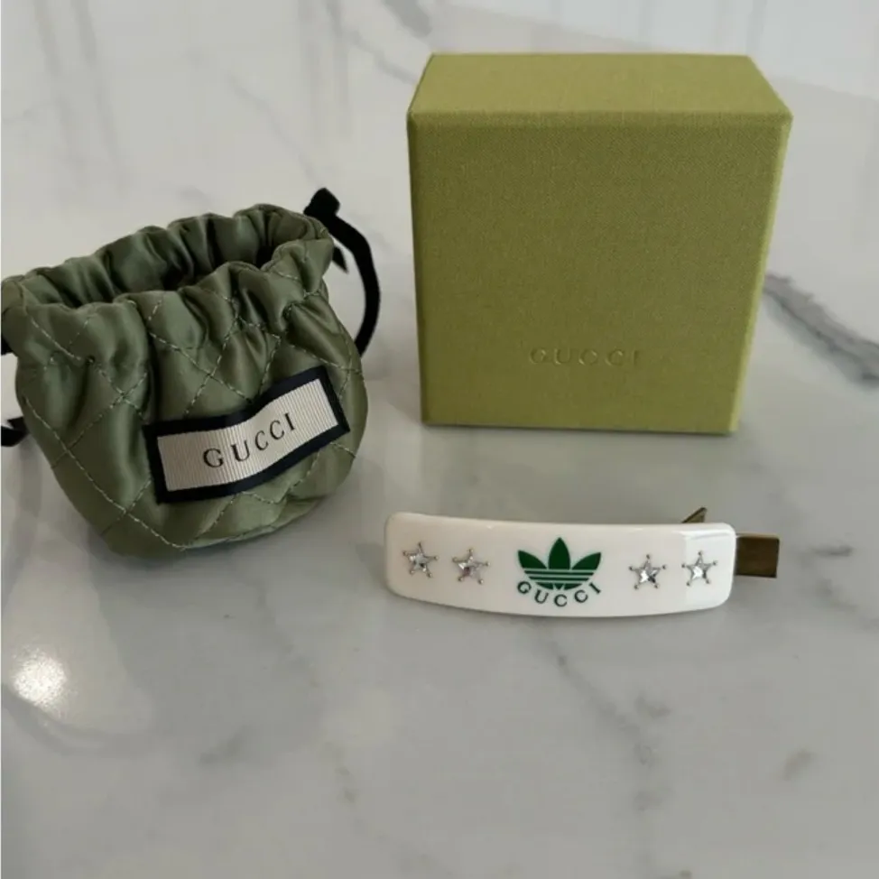 Gucci Adidas Hair Clip - Image 4